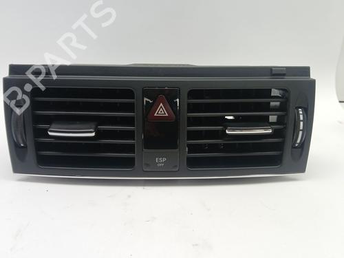 Used Air vent Air vent MERCEDES-BENZ C-CLASS (W204) C 320 CDI (204.022) (224 hp) 32732657 32732657