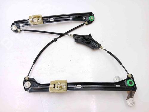 Rudehejsemekanisme ventre foran Rudehejsemekanisme ventre foran VW GOLF VII (5G1, BQ1, BE1, BE2) 1.6 TDI 4motion (110 hp) 37605776 37605776