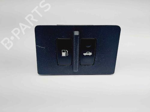 Used Switch Switch LEXUS IS II (_E2_) 220d (ALE20) (177 hp) 20684802 20684802