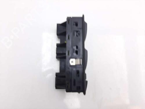 Used Left front window switch Left front window switch LAND ROVER RANGE ROVER SPORT I (L320) 2.7 D 4x4 (190 hp) 12296900 12296900