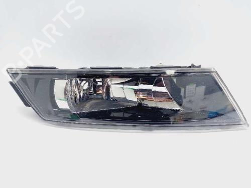 left-front-fog-light-skoda-superb-iii-3v3-3v0941699-2015-20685357 main image