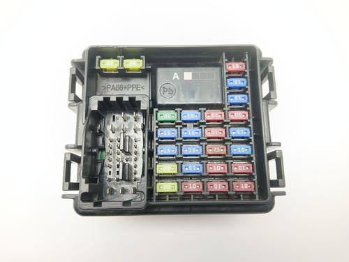 Used Fuse box Fuse box HYUNDAI KONA SUV Van (OS, OSE, OSI) 1.6 GDi Hybrid (141 hp) 32065986 32065986