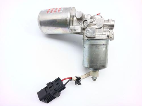 Brake master cylinder TOYOTA COROLLA Hatchback (_E21_, _EA1_, _EH1_) 1.8 Hybrid (ZWE211) | BP25122804M77 - Image 2