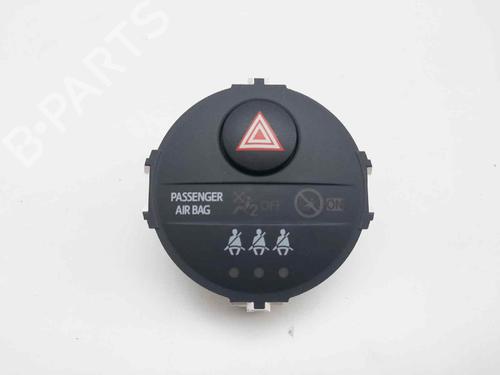 Advarselsbryter Advarselsbryter TOYOTA YARIS (_P13_) [2010-2020] 20682542 20682542