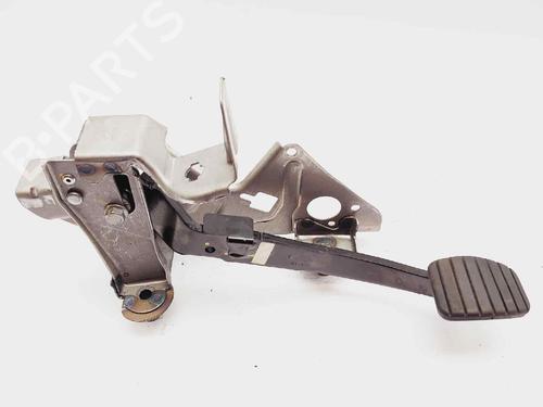 Used Break pedal Break pedal RENAULT CAPTUR I (J5_, H5_) 1.5 dCi 90 (J5N4, J5M5, J5MW, J5M6, J5AL, J5AJ) (90 hp) 15002539 15002539