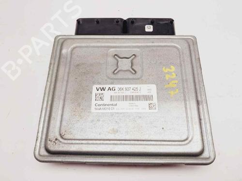 Used Engine control unit (ECU) Engine control unit (ECU) SKODA OCTAVIA III (5E3, NL3, NR3) 2.0 TSI RS (245 hp) 15640697 15640697