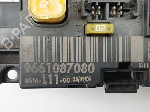 Fuse box PEUGEOT 307 SW (3H) 1.6 HDI 110 | BP30154784E1