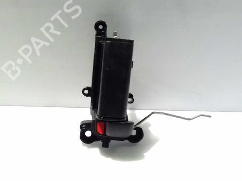 Used Rear left interior door handle Rear left interior door handle MAZDA 5 (CR) 2.0 CD (CR19) (110 hp) 3213835 3213835