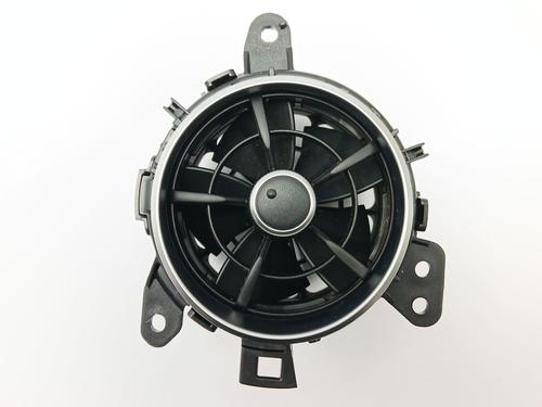 air-vent-toyota-auris-_e18_-2012-2013-2014-2015-2016-2017-2018-2019-25119776 main image