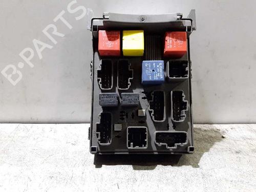 Used Fuse box Fuse box RENAULT ESPACE IV (JK0/1_) 2.2 dCi (JK0H) (150 hp) 4978479 4978479