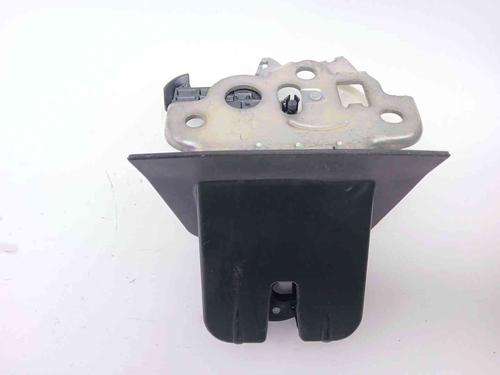 Used Tailgate lock Tailgate lock AUDI A4 Allroad B8 (8KH) 2.0 TDI quattro (143 hp) 39808630 39808630