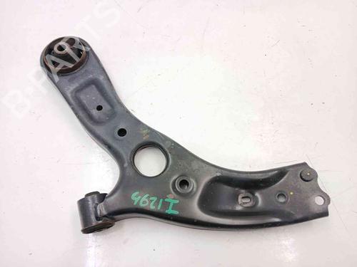 left-front-suspension-arm-kia-carens-iv-2013-40237433 main image