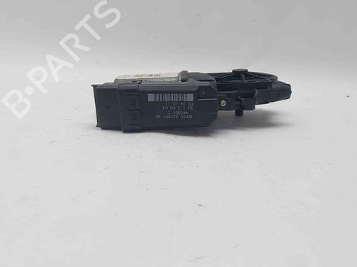 Right rear window motor KIA CEE'D Hatchback (ED) 1.6 CRDi 90 | BP38647178E22 - Image 4