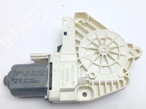 Used Right rear window motor Right rear window motor AUDI A4 B8 Avant (8K5) 1.8 TFSI quattro (160 hp) 25900933 25900933