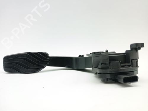 pedal-renault-arkana-i-lcm_-ldn_-2019-30005857 main image