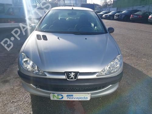 Retrovisor izquierdo PEUGEOT 206 Hatchback (2A/C) 1.4 i | BP28171480C26 