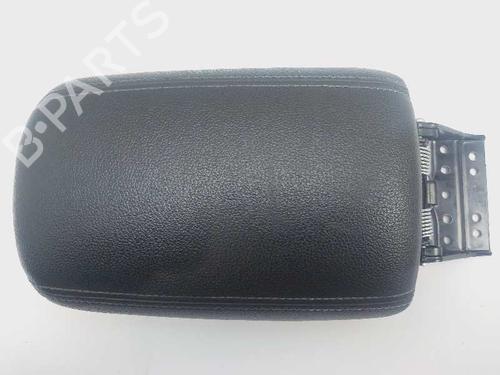 Used Armrest / Center console Armrest / Center console HYUNDAI i30 (PDE, PD, PDEN) 2.0 N (250 hp) 17492347 17492347