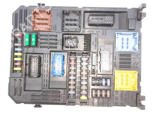 Used Fuse box Fuse box CITROËN C3 III (SX) [2016-2026] 10615653 10615653