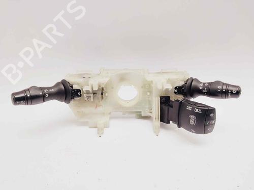 Used Switch RENAULT MEGANE III Grandtour (KZ0/1) 1.5 dCi (KZ09, KZ0D, KZ1G, KZ29, KZ14, KZ1W, KZ10, KZ1F,... (110 hp) 15802579