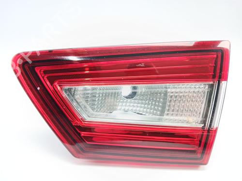 right-tailgate-light-renault-clio-iv-bh_-2012-2013-2014-2015-2016-2017-2018-2019-2020-2021-24334093 main image
