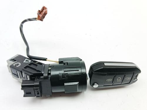 Used Ignition barrel PEUGEOT 308 II (LB_, LP_, LW_, LH_, L3_) 1.2 THP 130 (131 hp) 29886195