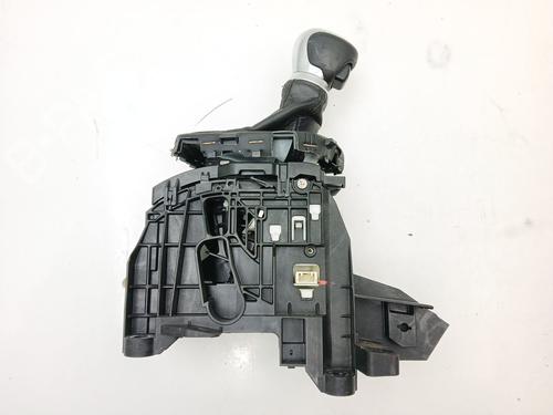 Used Gear lever Gear lever TOYOTA C-HR (_X1_) 1.8 Hybrid (ZYX10_, ZYX11_, ZYX10R, ZYX11R) (122 hp) 25258257 25258257