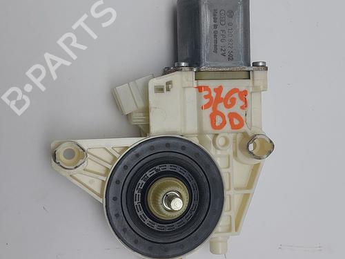 Used Right front window motor MERCEDES-BENZ C-CLASS (W204) [2007-2015]  31925544