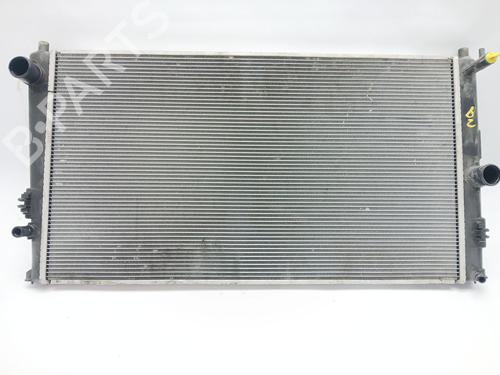 Used Water radiator Water radiator 25761389 25761389