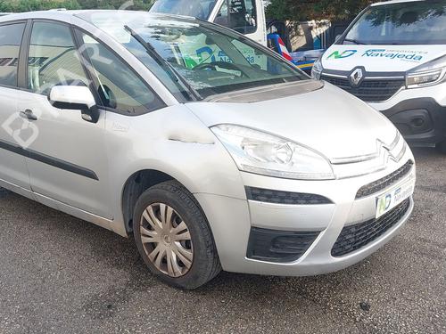 Front bumper CITROËN C4 Grand Picasso I (UA_) 1.6 VTi 120 | BP29891227C7