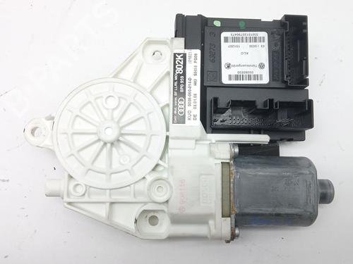 Portierruitmotor rechtsvoor AUDI A3 Sportback (8PA) 2.0 TDI 16V (140 hp) 29886536