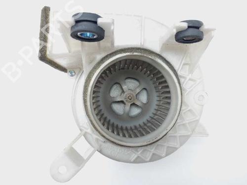 Used Heater blower motor Heater blower motor TOYOTA AURIS (_E15_) 1.8 Hybrid (ZWE150_, ZWE150R) (136 hp) 17856129 17856129