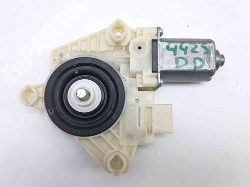 Used Right front window motor Right front window motor MERCEDES-BENZ C-CLASS (W205) C 220 BlueTEC / d (205.002, 205.004) (170 hp) 36527775 36527775