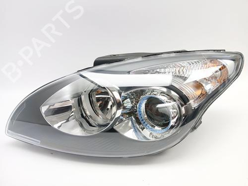 Used Left headlight Left headlight HYUNDAI i30 (FD) 1.6 CRDi (116 hp) 30155624 30155624