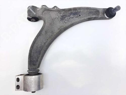 Used Right front suspension arm Right front suspension arm 20679351 20679351