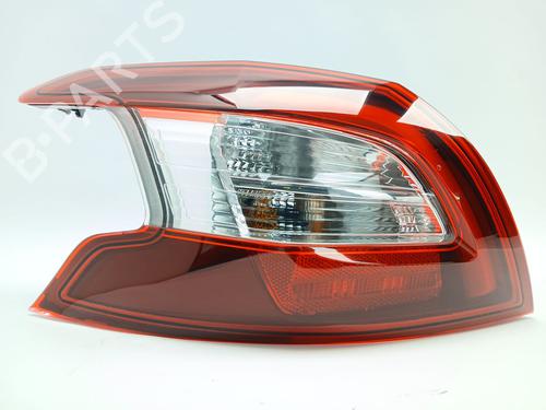 Used Left taillight PEUGEOT 308 II (LB_, LP_, LW_, LH_, L3_) 1.2 THP 130 (131 hp) 29638090