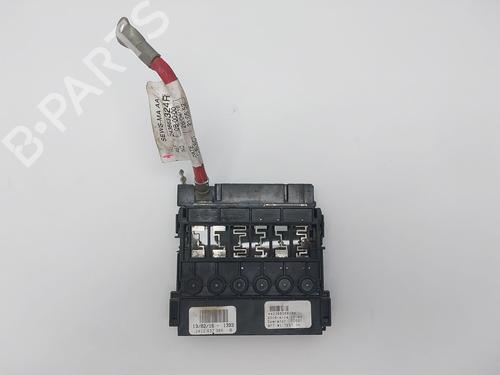 sikringsdase-renault-megane-iv-hatchback-b9amn_-2015-36032626 main image
