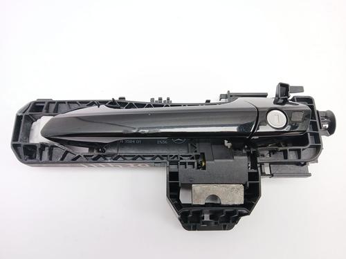 front-left-exterior-door-handle-mercedes-benz-e-class-w212-2009-2010-2011-2012-2013-2014-2015-2016-30361471 main image