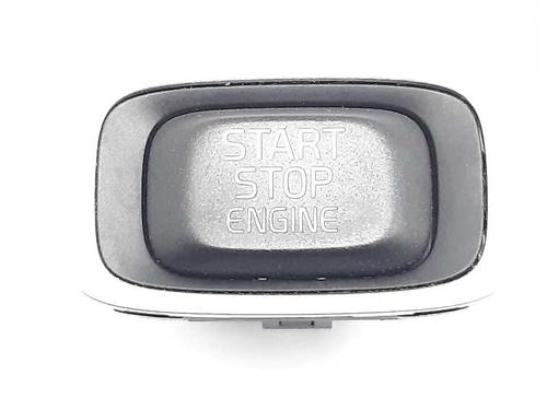 switch-volvo-v40-hatchback-525-d2-31456645-2012-2013-2014-2015-2016-2017-2018-2019-20681102 main image