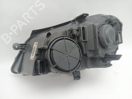 Right headlight VW POLO IV (9N_, 9A_) 1.9 TDI | BP32322533C29 