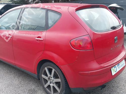 Fuse box SEAT ALTEA (5P1) 2.0 TDI 16V | BP32065982E1 