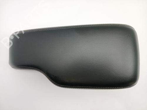 Used Armrest / Center console Armrest / Center console FIAT FREEMONT (345_) 2.0 JTD (170 hp) 31679948 31679948