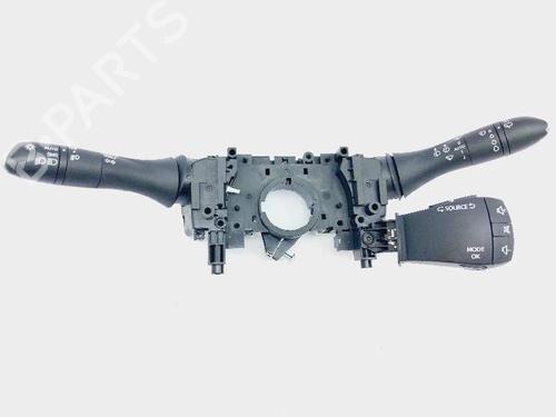 Used Headlight switch Headlight switch RENAULT MEGANE IV Hatchback (B9A/M/N_) 1.5 Blue dCi 115 (B9A6) (116 hp) 13932905 13932905