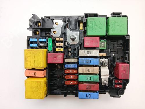 fuse-box-citroen-c3-iii-sx-2016-33986588 main image