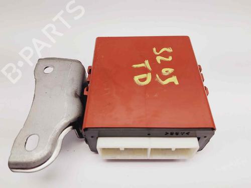 Used Comfort control module Comfort control module LEXUS GS (_S19_) 450h (GRS191_, GWS191_) (296 hp) 20683988 20683988