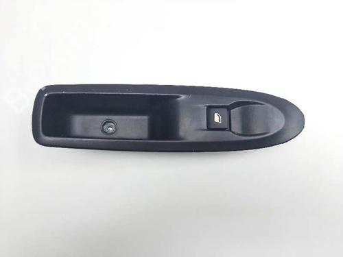 right-rear-window-switch-citroen-c4-ii-nc_-96657926xt-2009-9263679 main image