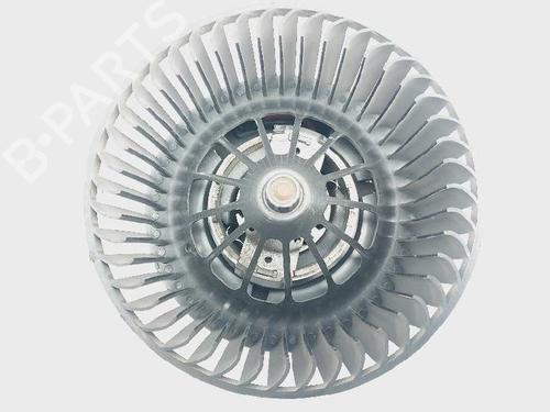 Used Heater blower motor FORD FOCUS III [2010-2020]  20685299