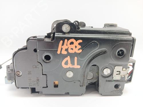Used Rear right lock VW TOURAN (1T1, 1T2) 2.0 TDI 16V (140 hp) 28154979