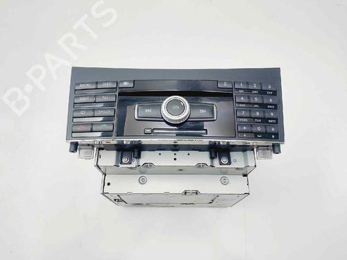 Used Radio MERCEDES-BENZ E-CLASS Coupe (C207) E 350 CDI (207.322) (231 hp) 16772383