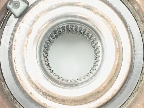 Achsschenkel rechts hinten VW TOUAREG (7LA, 7L6, 7L7) 2.5 R5 TDI | BP29505713M28 