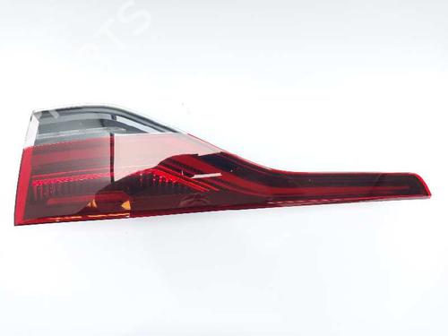 Used Right taillight Right taillight RENAULT MEGANE IV Hatchback (B9A/M/N_) 1.5 Blue dCi 115 (B9A6) (116 hp) 13927062 13927062